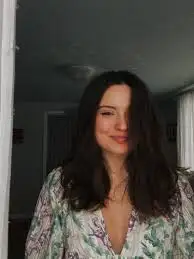 <p>Sarah <span>Taylor</span></p>